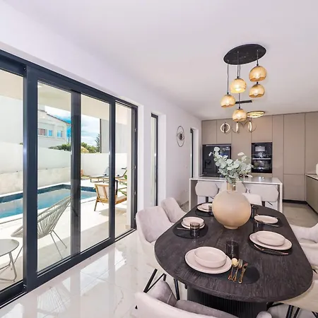 Apartman Zara365 Willa *